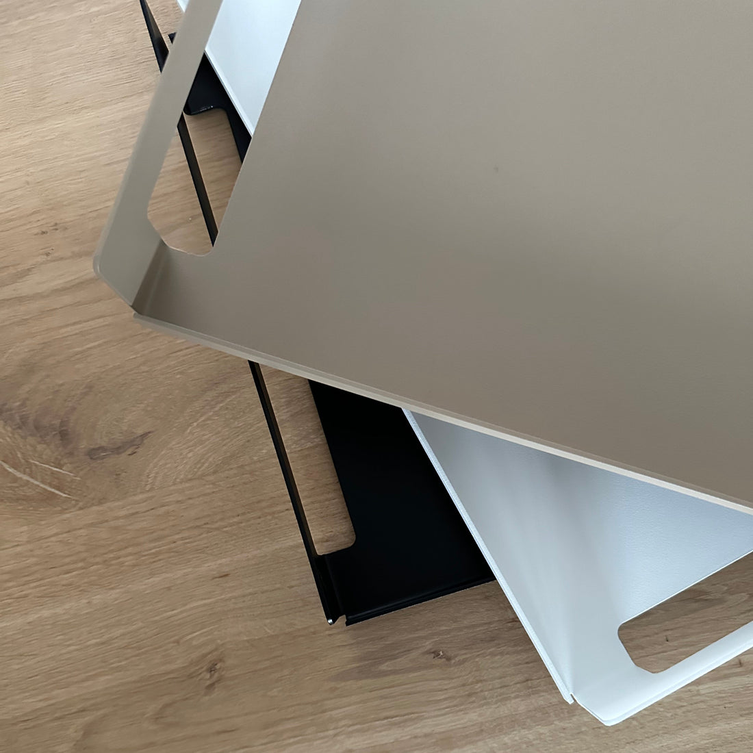 Dienblad TACTIC – poedergecoat aluminium dienblad