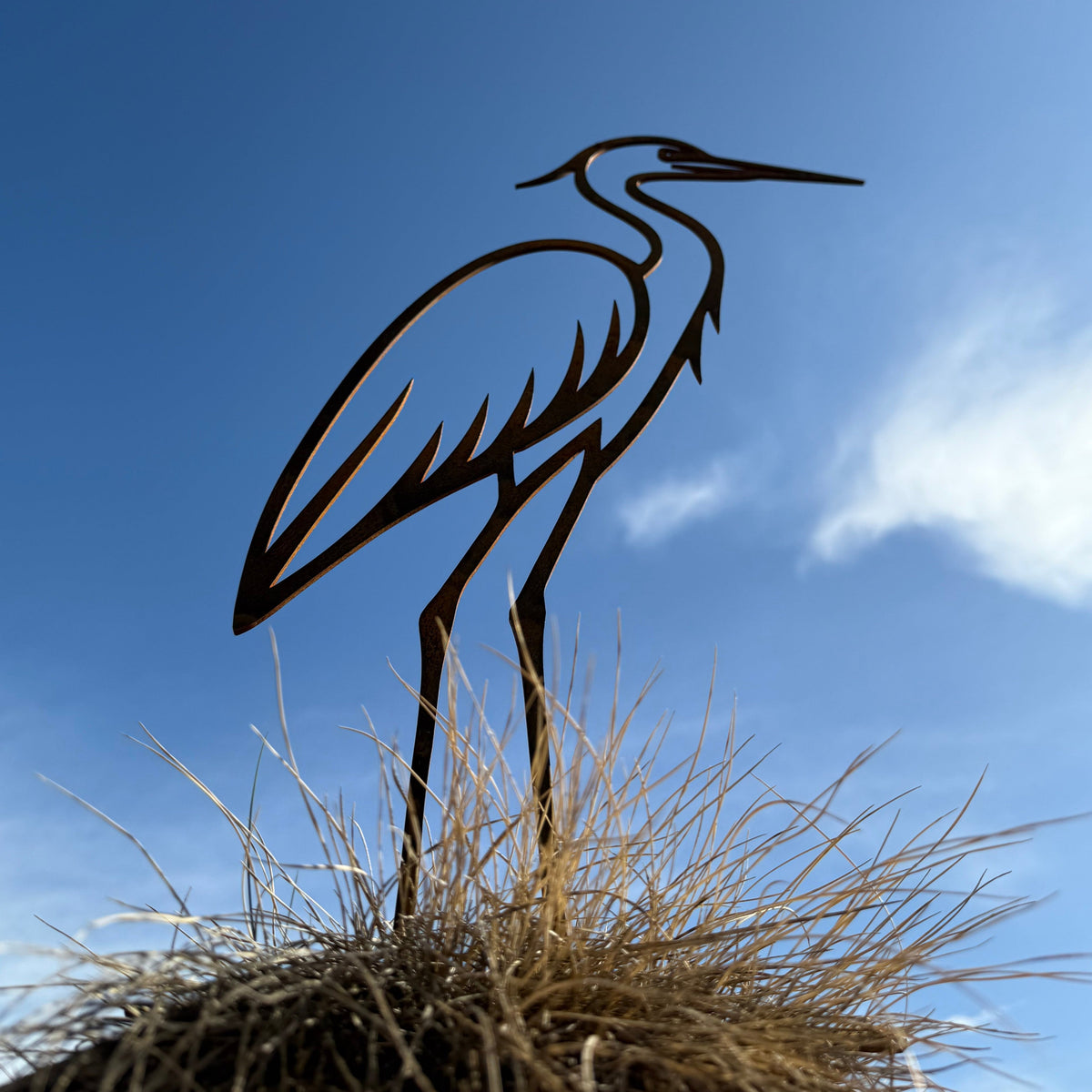 Tuinsteker REIGR: cortenstalen reiger als blikvanger in de tuin