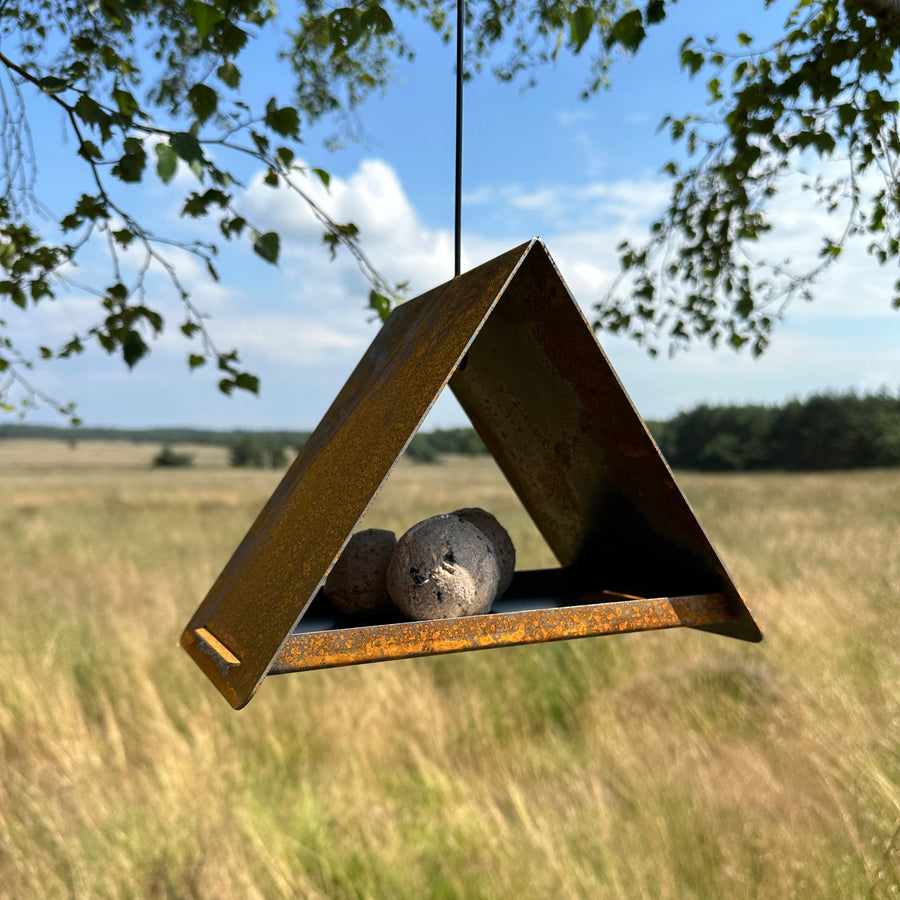 JUPITER bird feeder