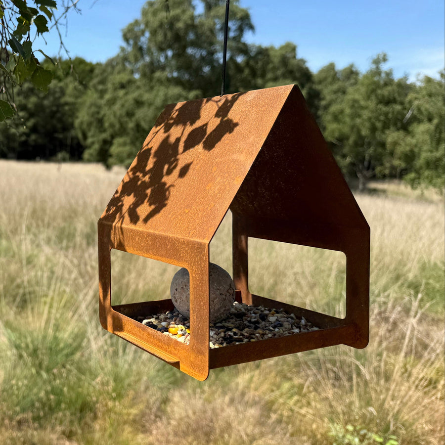 EON bird feeder