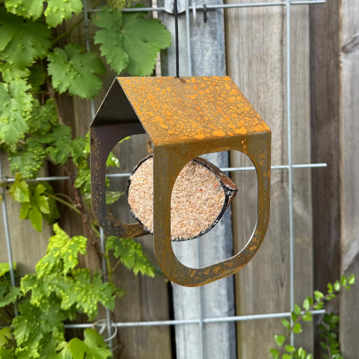 Vogelvoederhuis PHOTON – hangend vogelhuisje met rond gat
